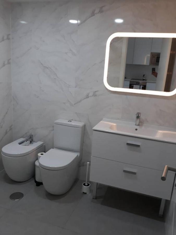 Apartamento En Primera Linea De Playa, Con Piscina Y Garaje En Torrox Costa 外观 照片